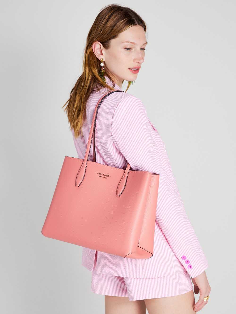 Women's garden rose all day grapefruit pop large tote | Kate Spade